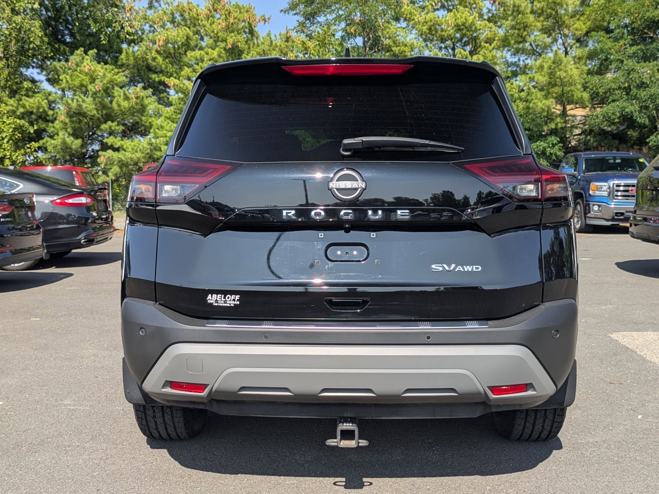 2022 Nissan Rogue SV photo 4