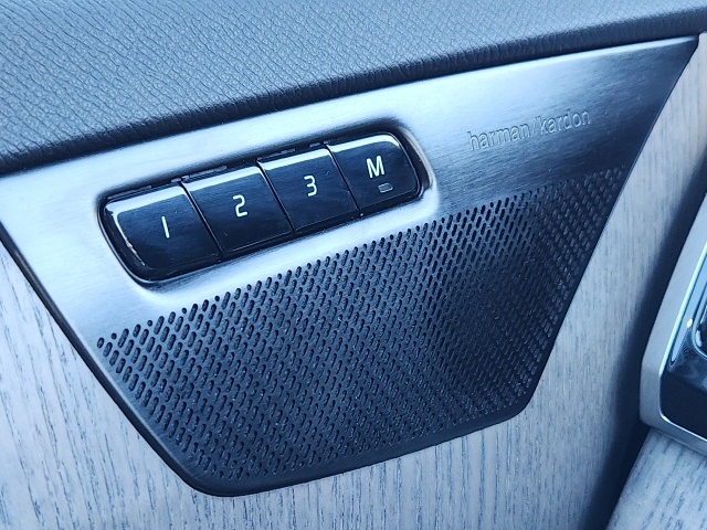 2024 Volvo XC90 Plus photo 13