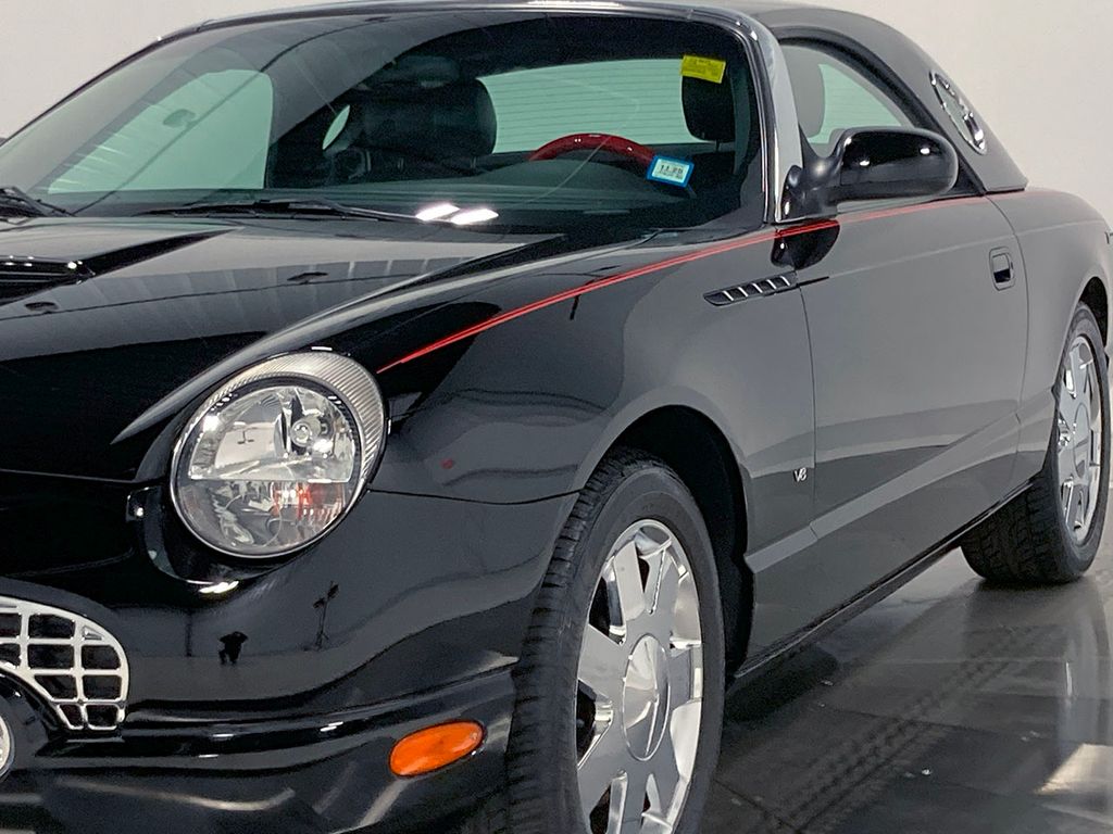 2003 Ford Thunderbird Base photo 17