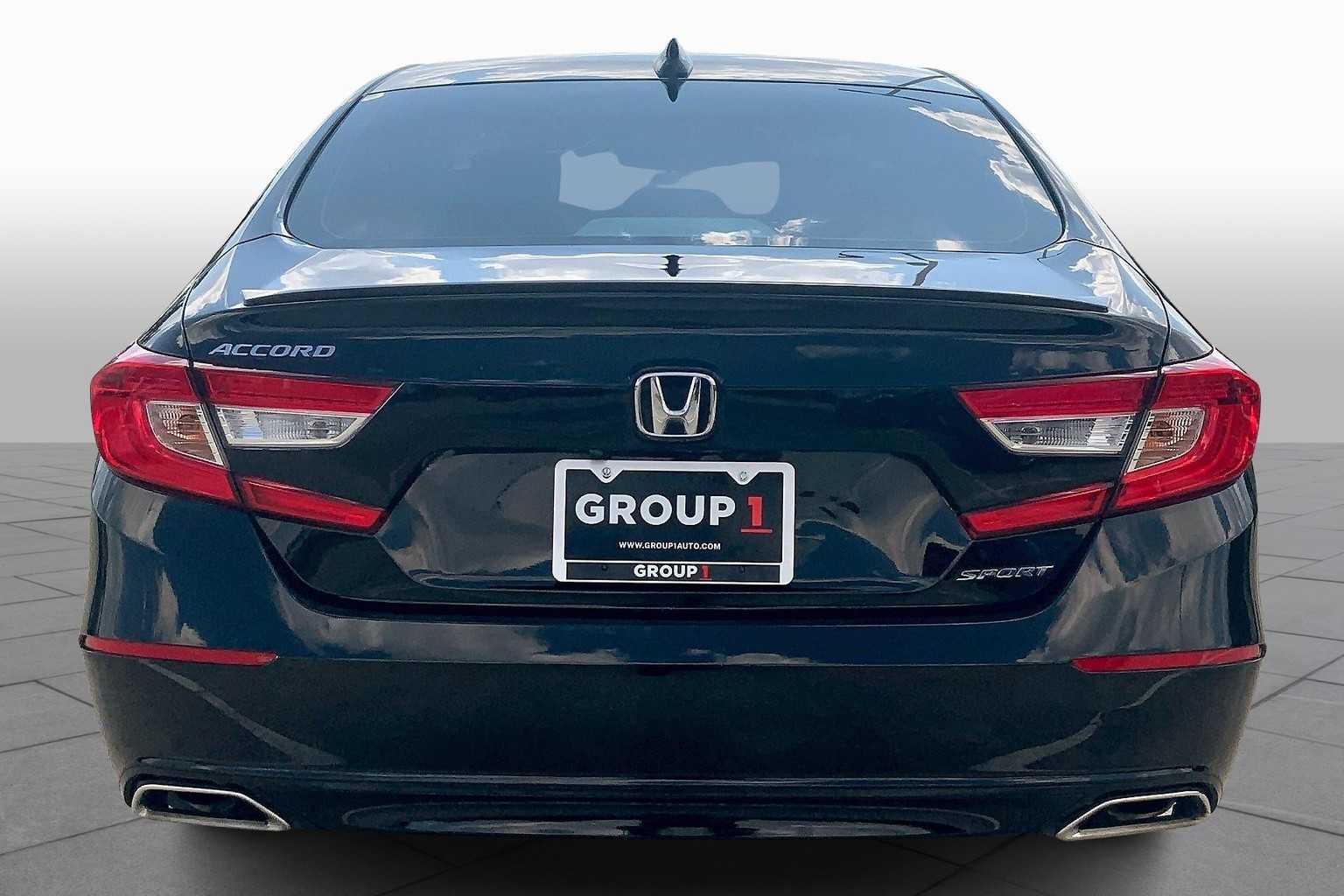 2021 Honda Accord Sport photo 4