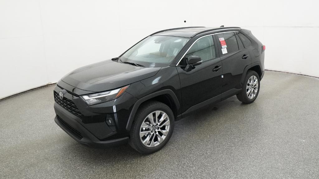 2025 Toyota RAV4 XLE Premium's photo