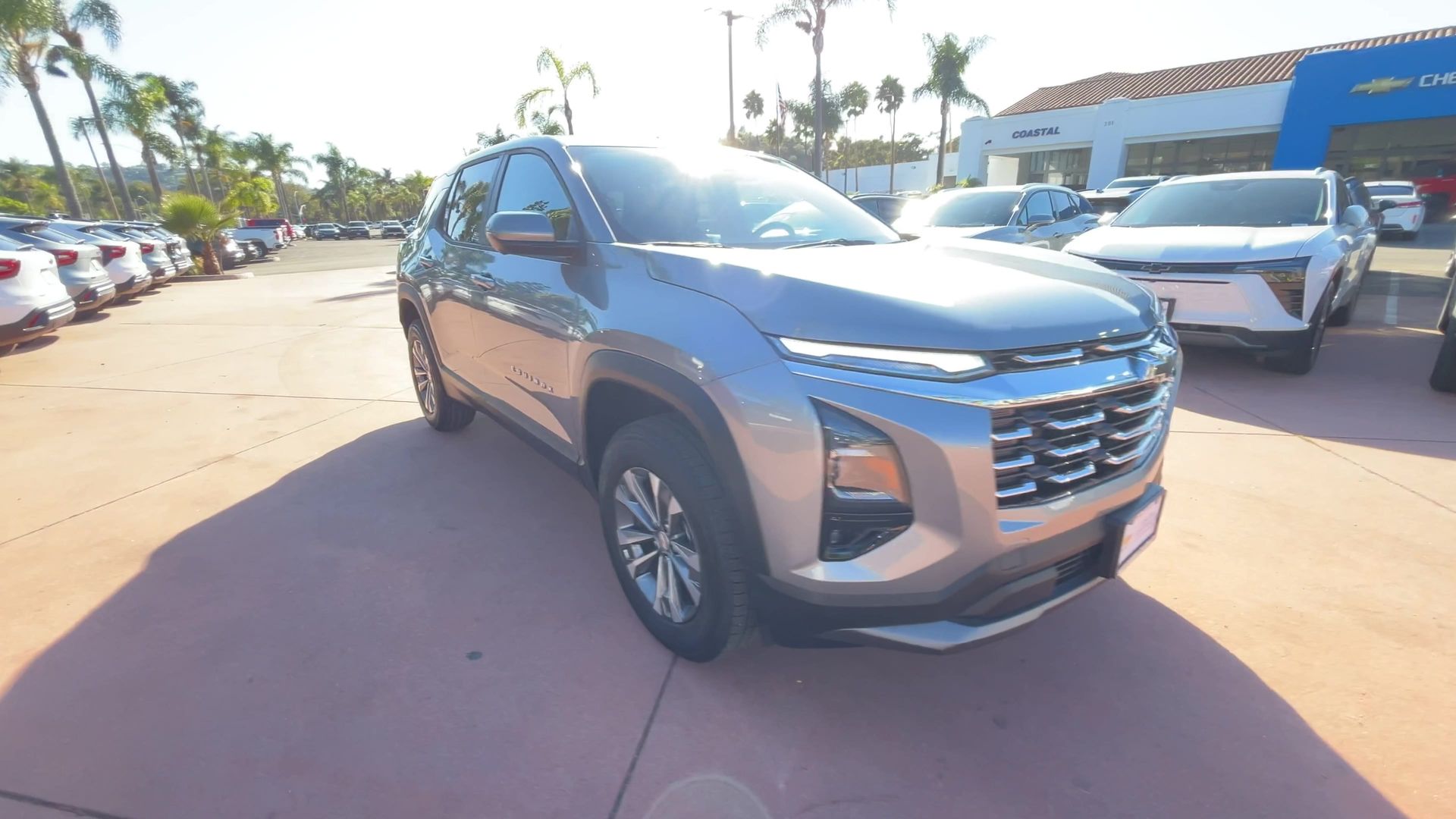 2026 Chevrolet Equinox LT photo 2
