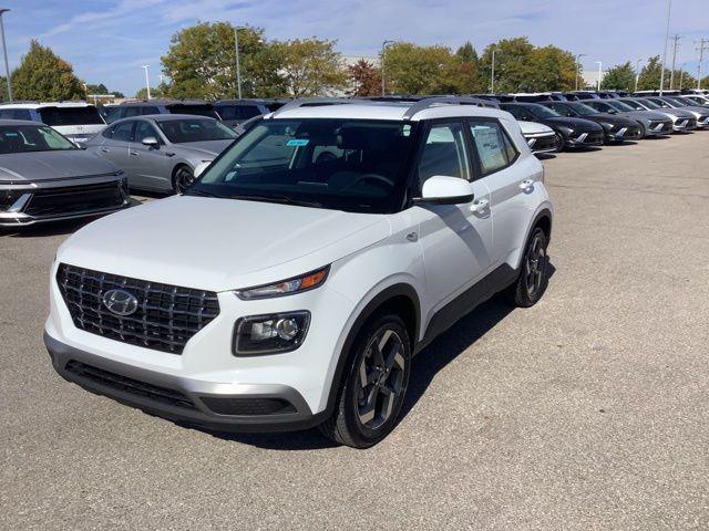 2026 Hyundai Venue SEL's photo