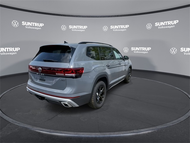 2025 Volkswagen Atlas Peak Edition SE Technology photo 15