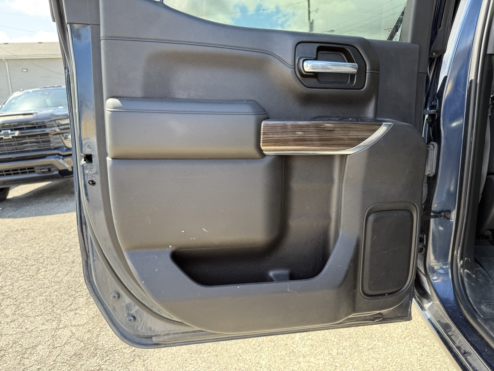 2021 Chevrolet Silverado 1500 RST photo 24