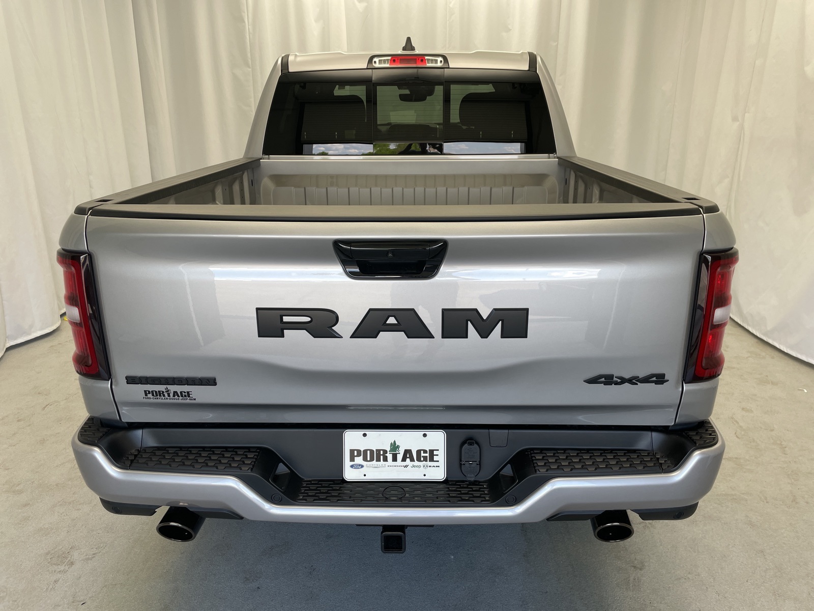 2025 Ram 1500 Big Horn photo 3