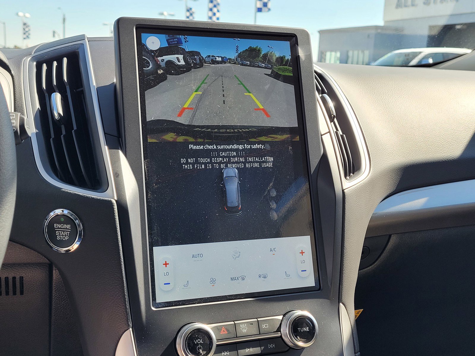 2024 Ford Edge SEL photo 8