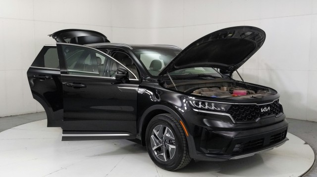 Used 2023 Aurora Black Kia EX image 12