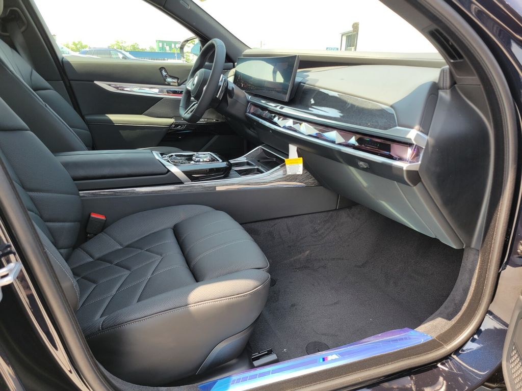 2025 Bmw 760i 760i xDrive photo 12