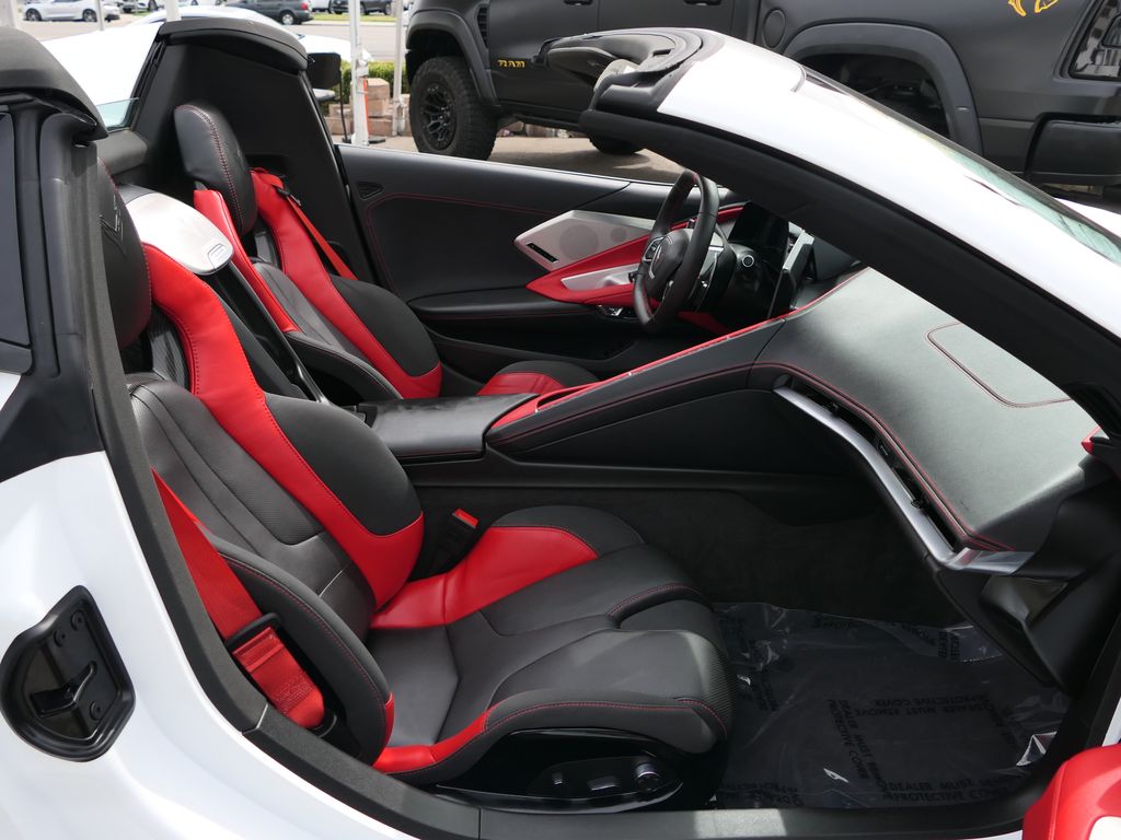2024 Chevrolet Corvette Stingray 2LT photo 23