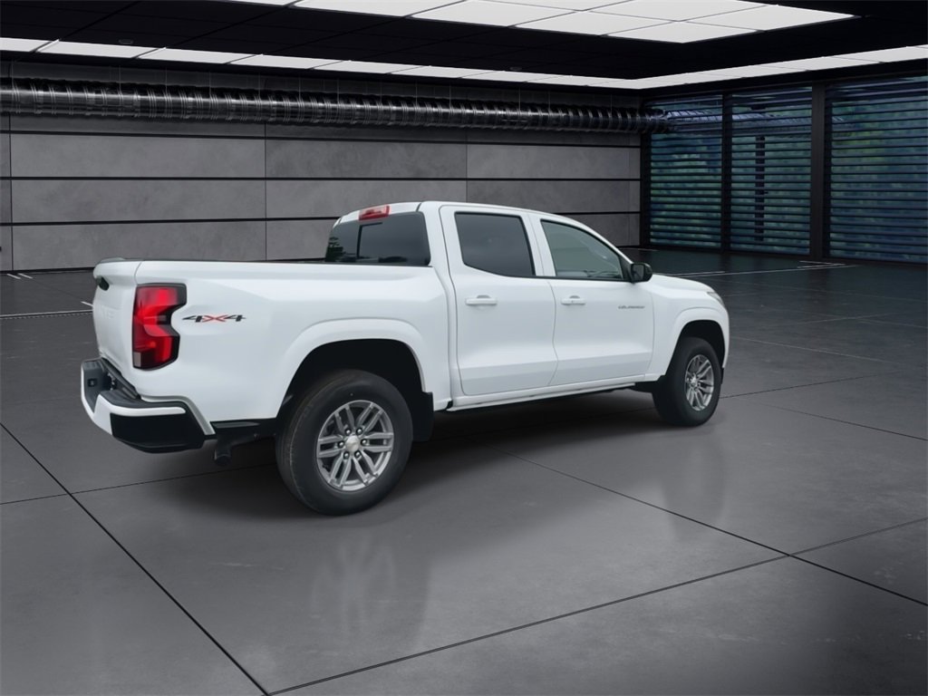 2026 Chevrolet Colorado LT photo 9