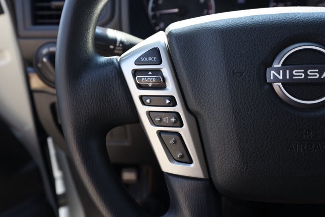 2023 Nissan Titan SV photo 23