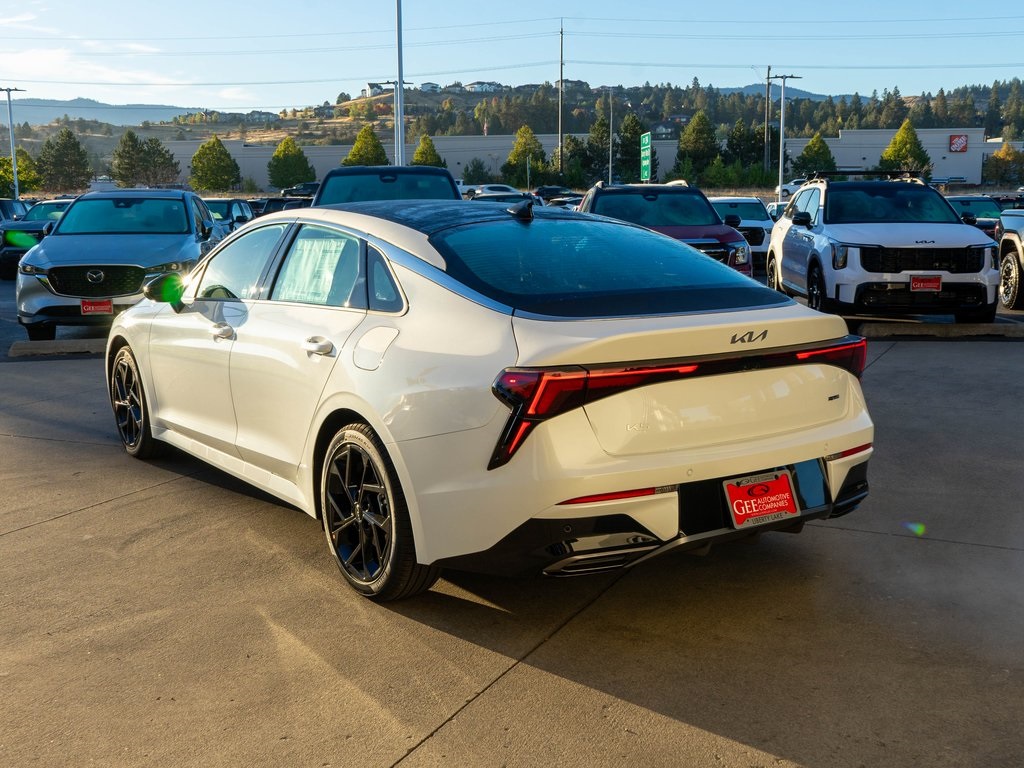 2026 Kia K5 GT-Line photo 2