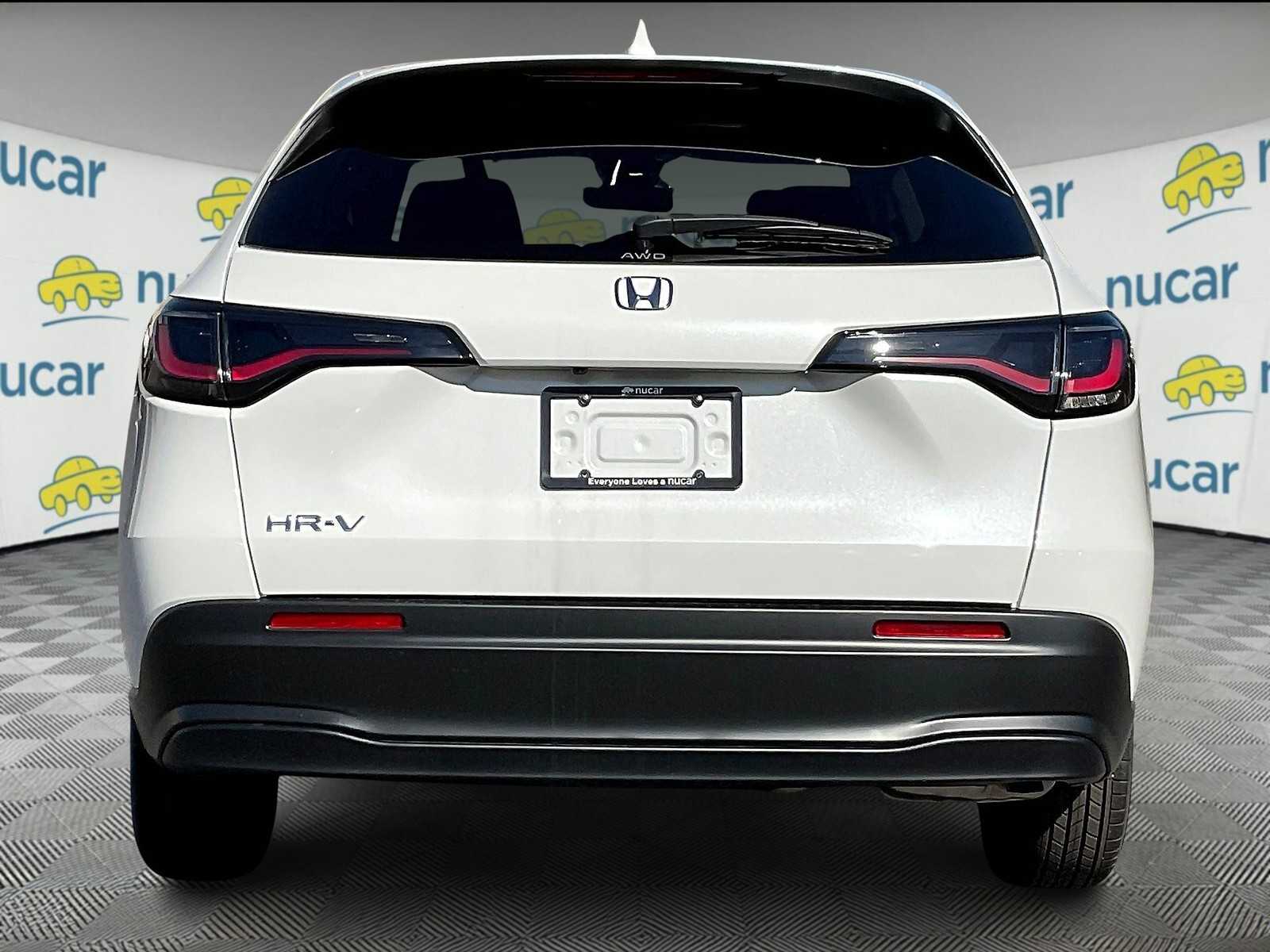 2026 Honda HR-V LX photo 4
