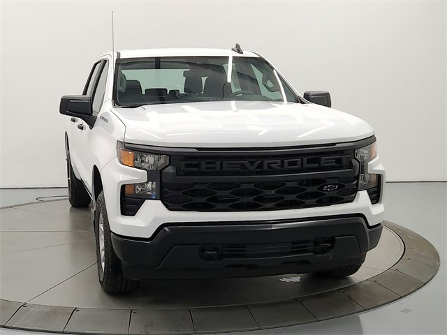 2025 Chevrolet Silverado 1500 photo 2