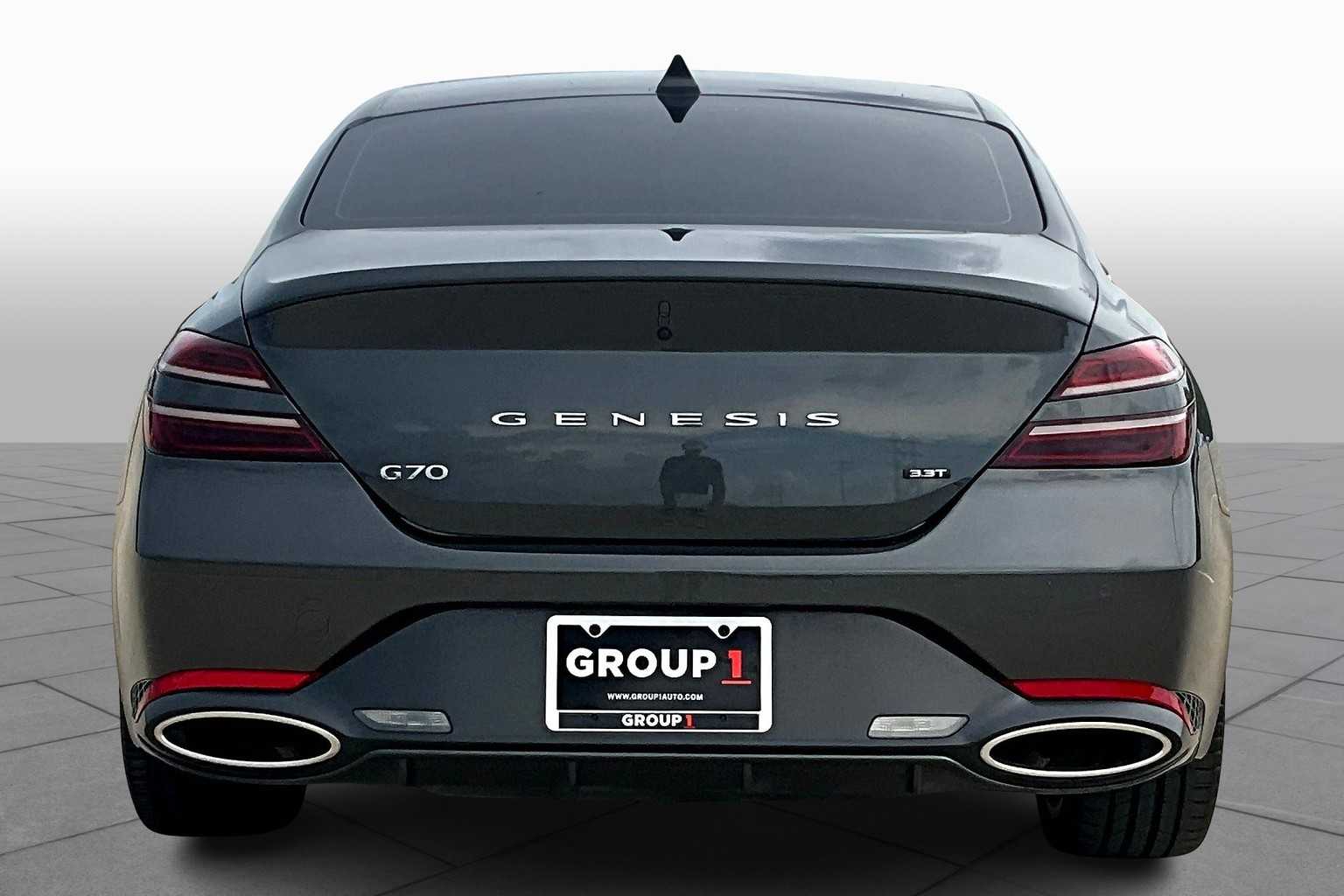 2023 Genesis G70 3.3T photo 4