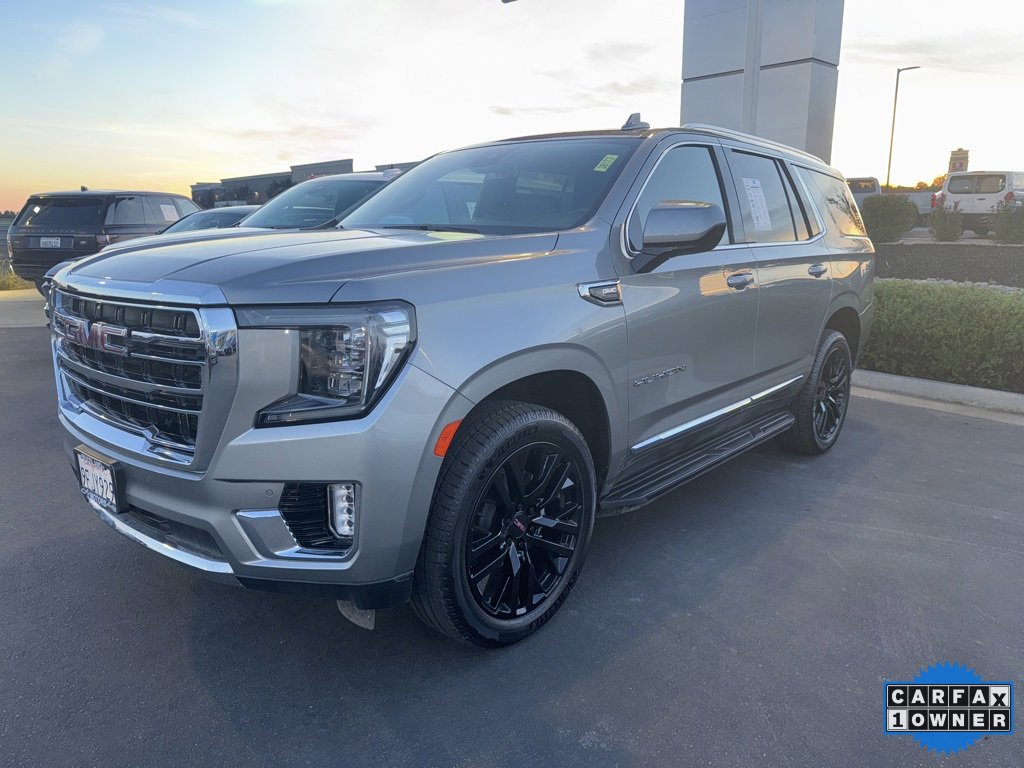 2023 GMC Yukon SLT's photo
