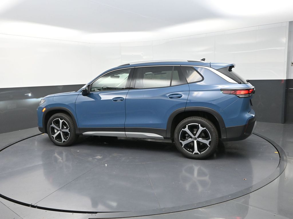2025 Volkswagen Tiguan SE photo 4