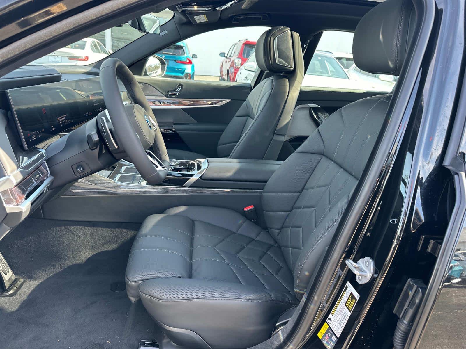2025 Bmw 750e 750e xDrive photo 9