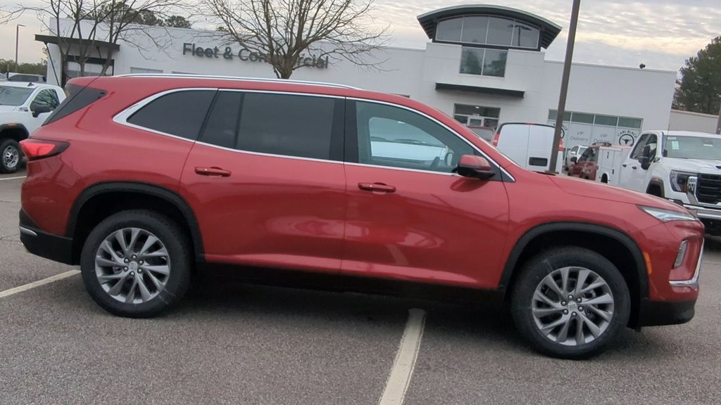 2025 Buick Enclave Preferred photo 9