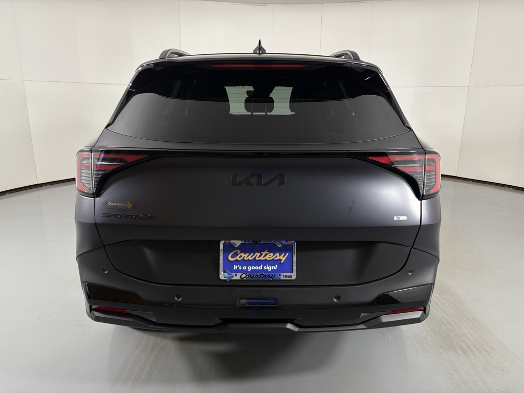 2026 Kia Sportage X-Line photo 2