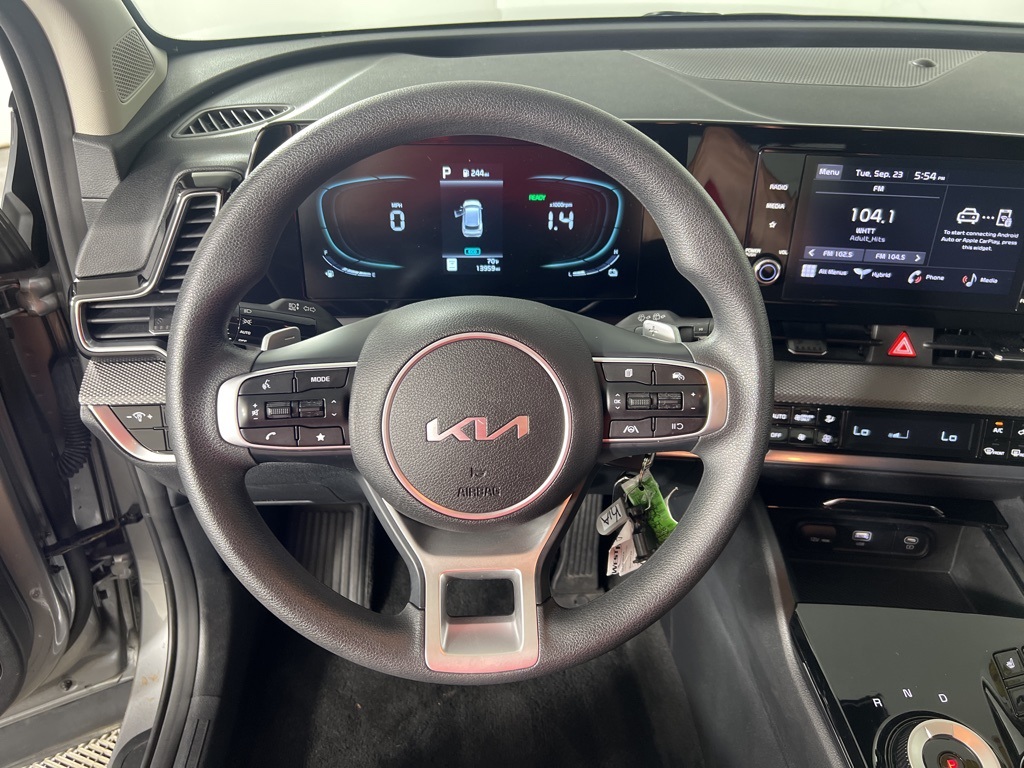 2023 Kia Sportage Hybrid LX photo 16