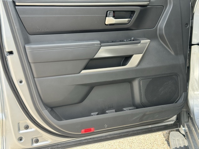 2024 Toyota Sequoia SR5 photo 12