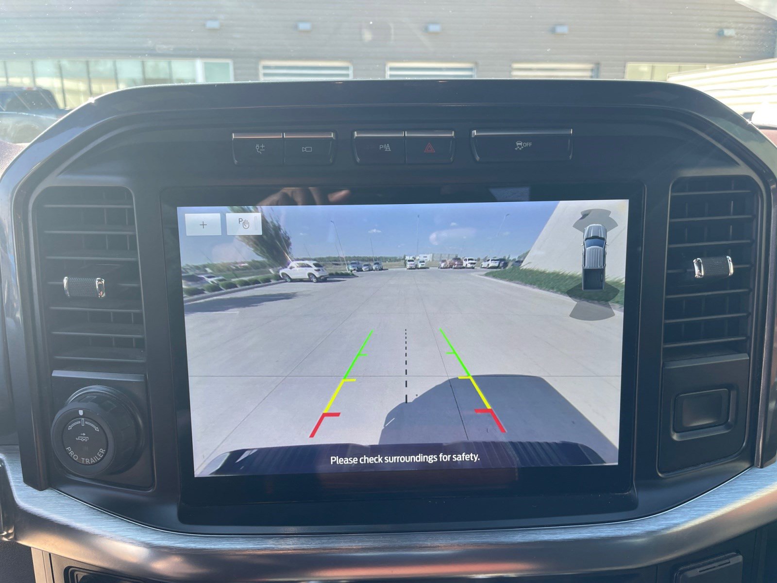 2023 Ford F-150 Lariat photo 17