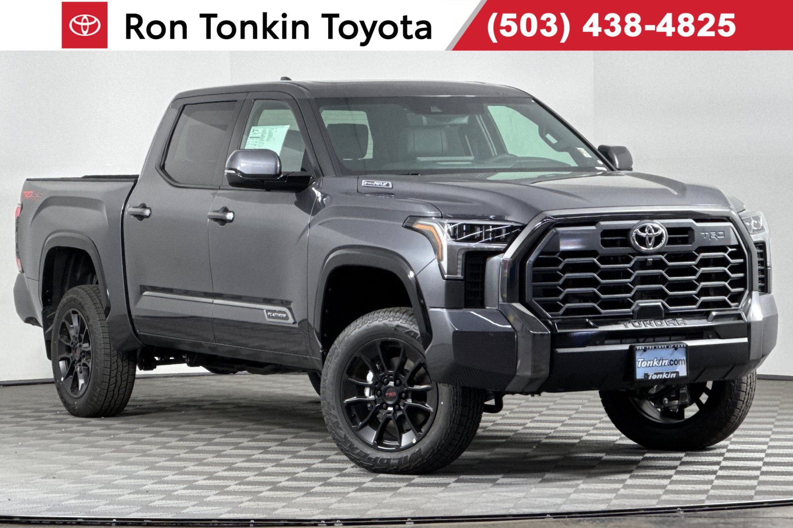 2025 Toyota Tundra Platinum's photo
