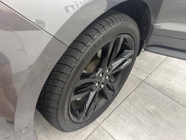 2020 Ford Edge ST photo 38