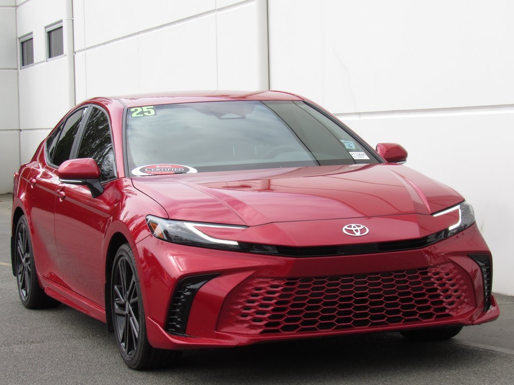 2025 Toyota Camry XSE photo 2