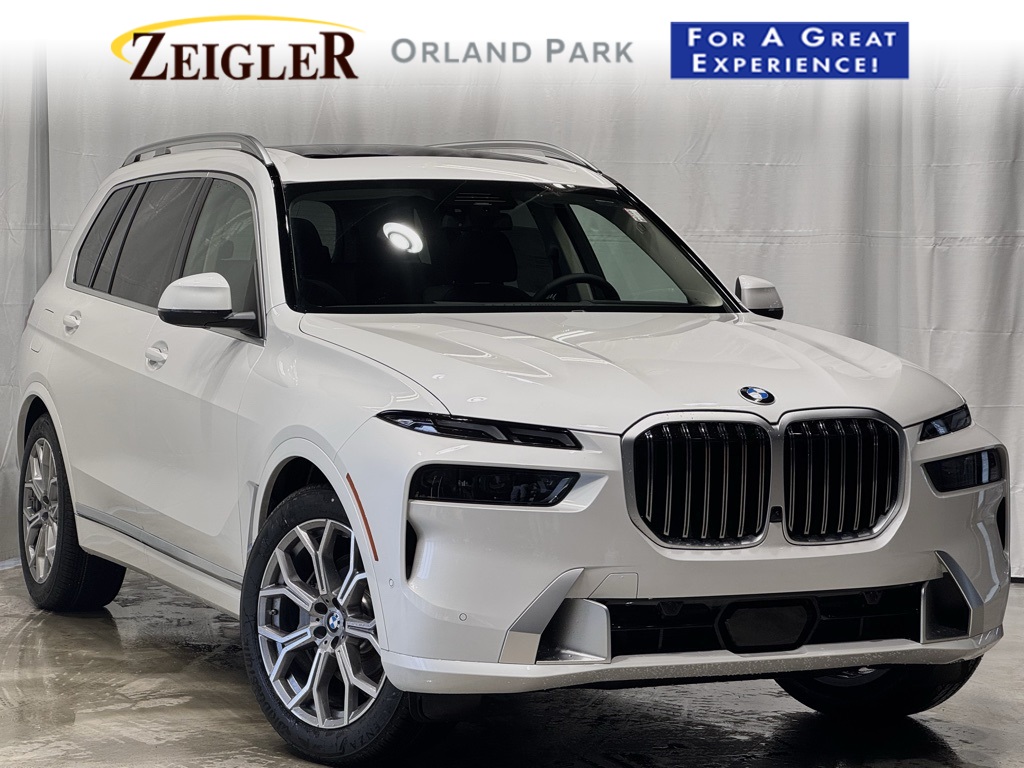 2026 BMW X7 40i's photo