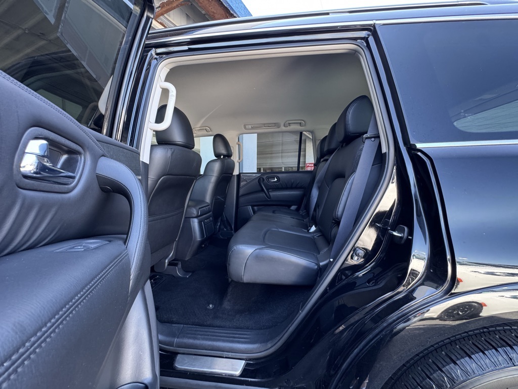 2023 Nissan Armada SV photo 13