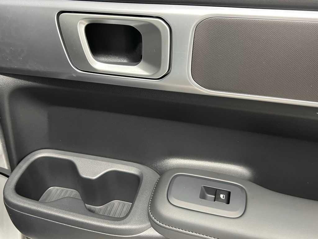 2025 Hyundai Santa Fe SEL photo 22