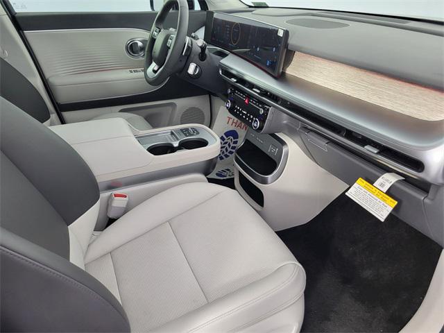 2026 Hyundai Ioniq SE photo 23