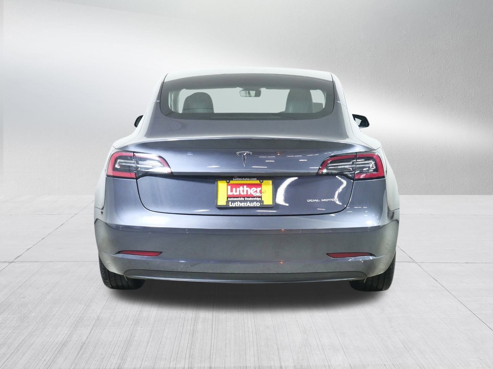 2019 Tesla Model 3 Performance photo 6