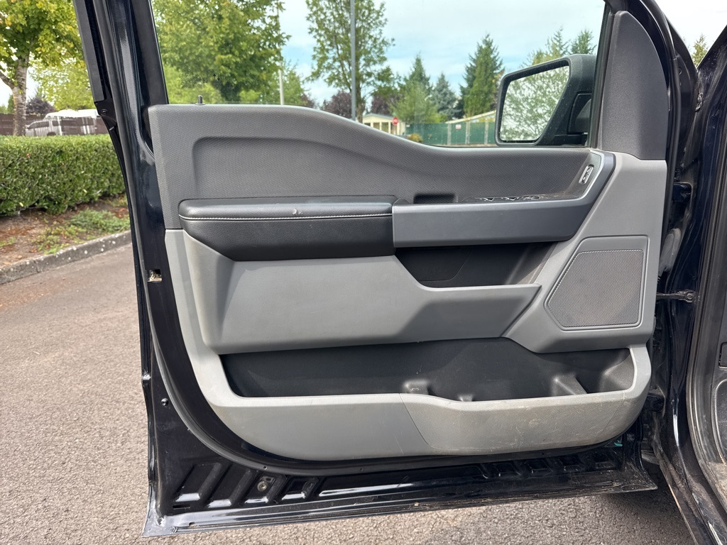 2021 Ford F-150 XLT photo 17