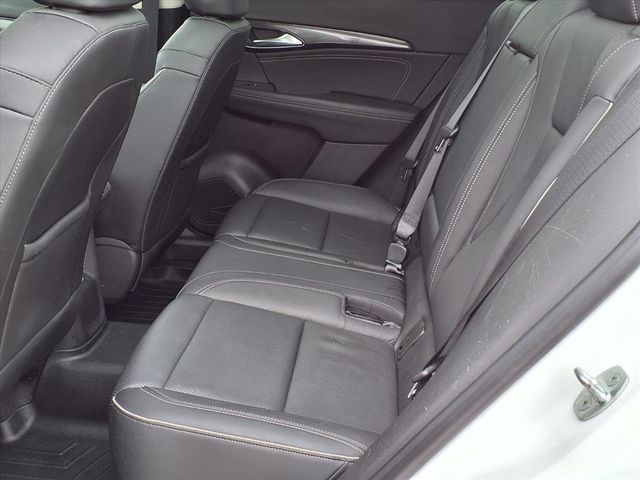 2021 Buick Envision Essence photo 9