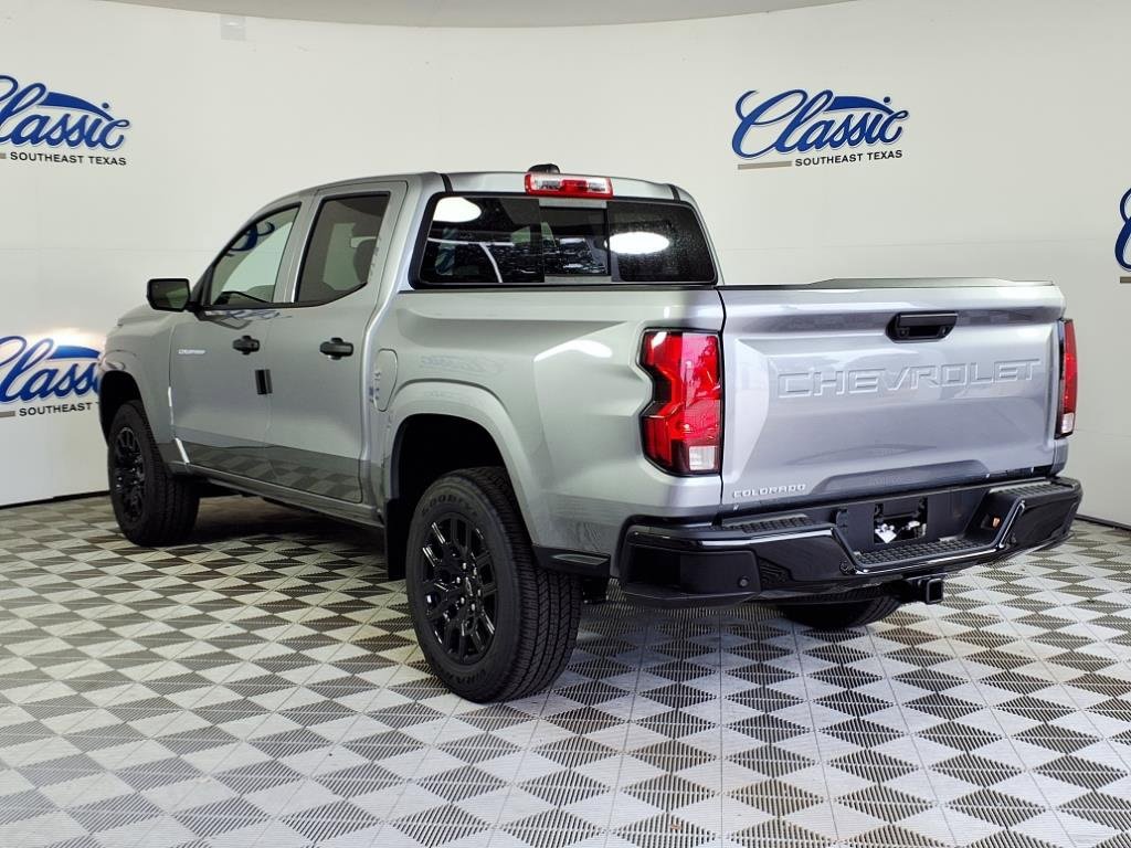 2026 Chevrolet Colorado Work Truck photo 2