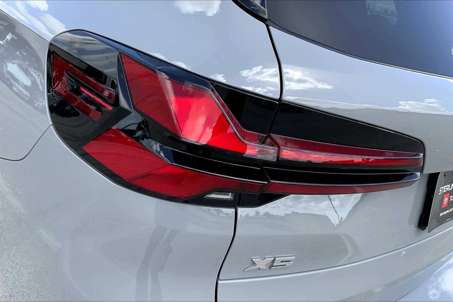 2024 Bmw X5 M60i photo 24
