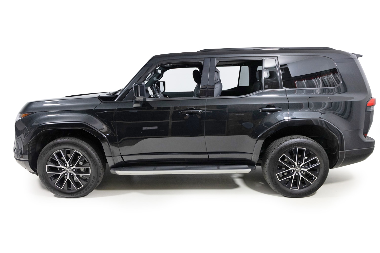 2024 Lexus GX photo 3