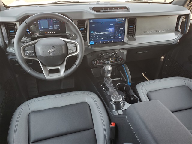 2024 Ford Bronco Black Diamond photo 31