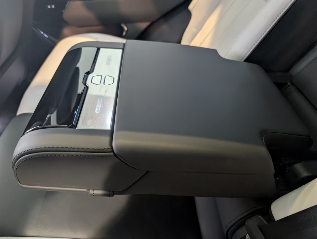 2023 Land Rover Range Rover Sport SE photo 21
