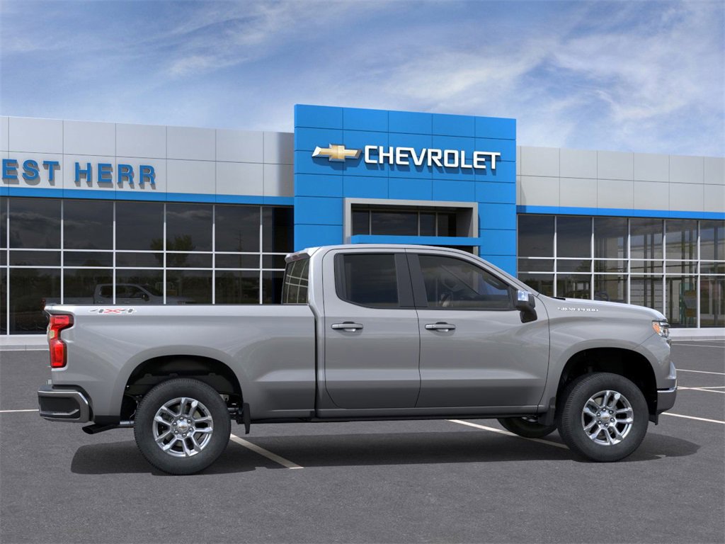 2026 Chevrolet Silverado 1500 LT photo 4