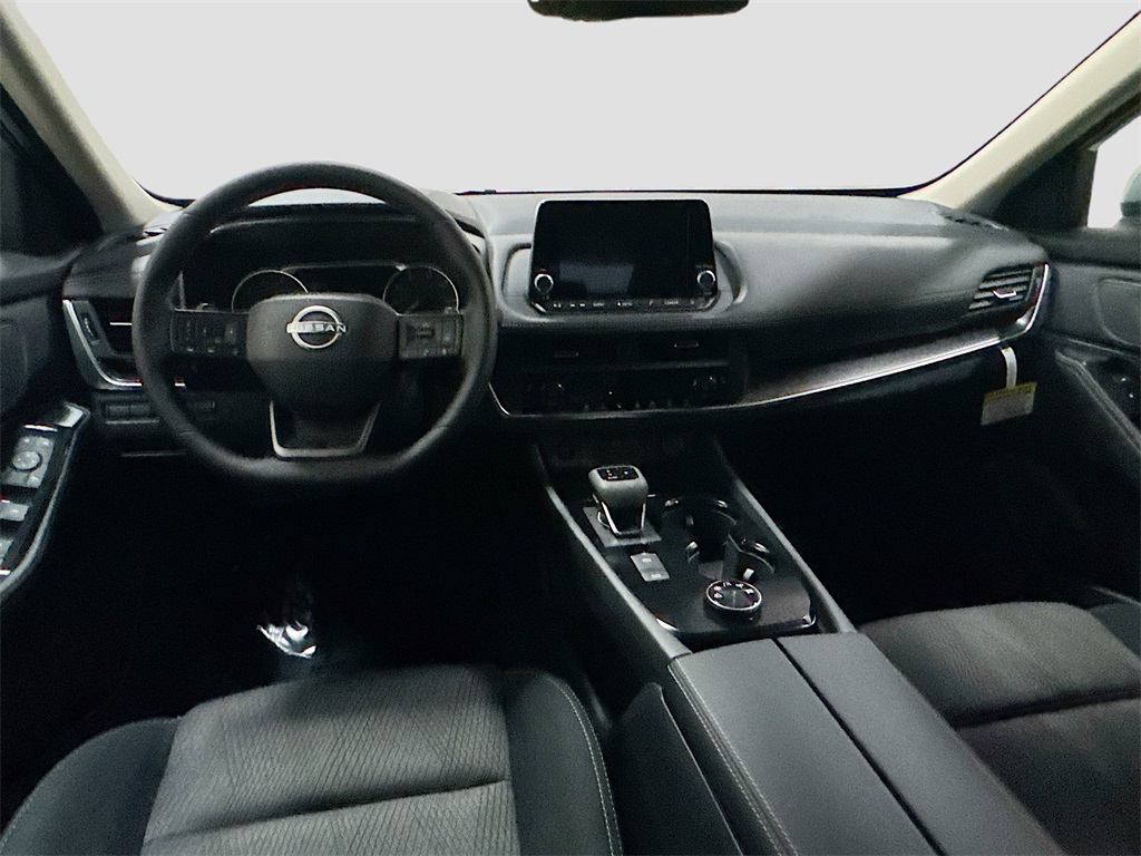 2026 Nissan Rogue SV photo 14