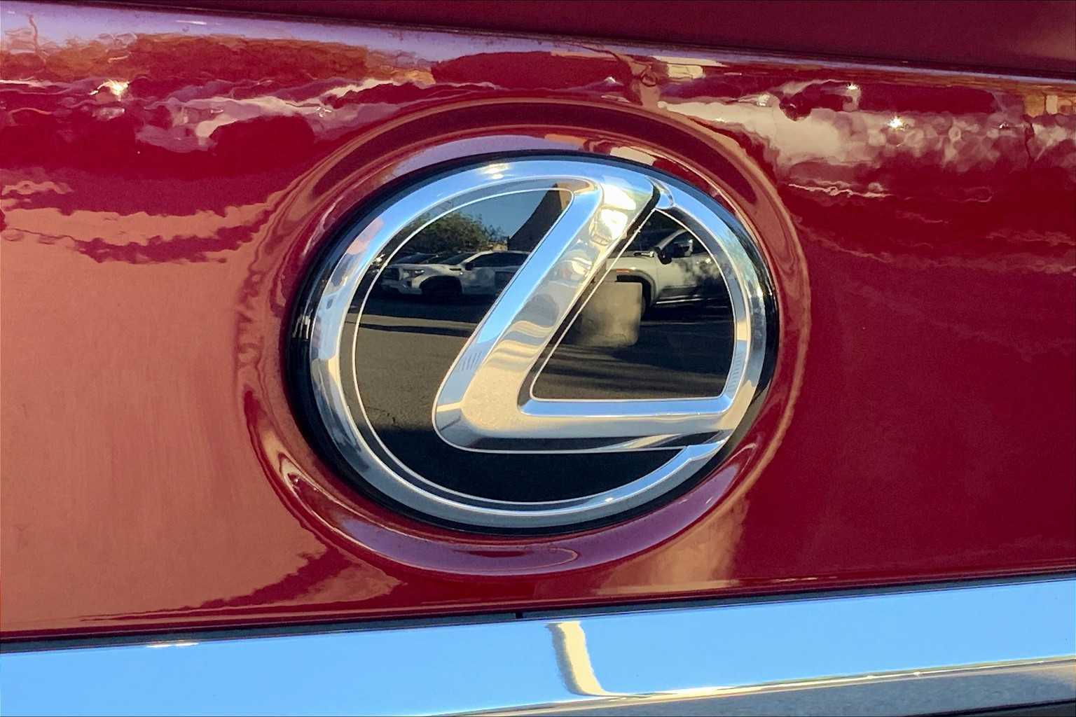 2025 Lexus ES 350 Ultra Luxury photo 29