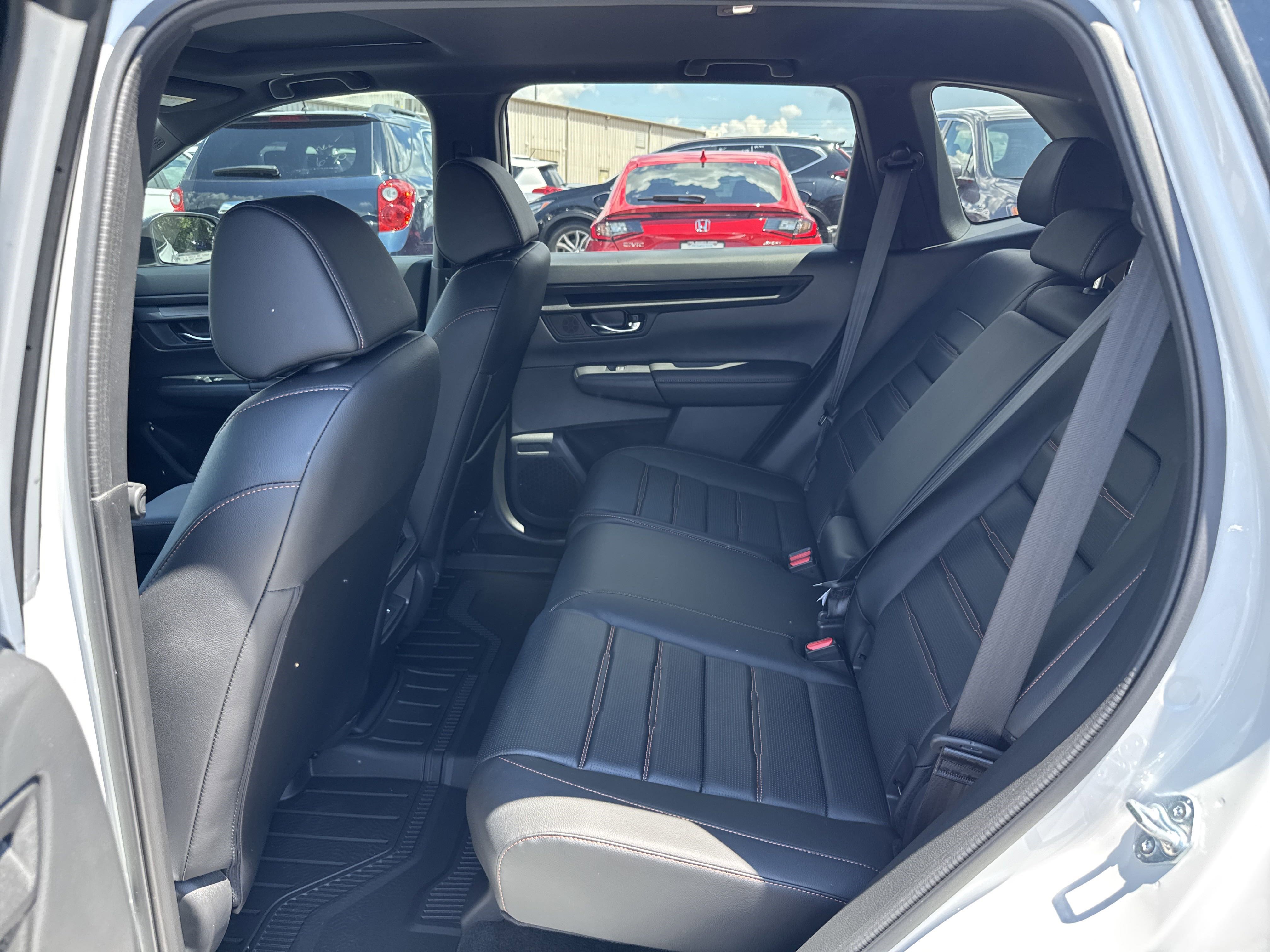 2026 Honda CR-V Hybrid Sport-L photo 12