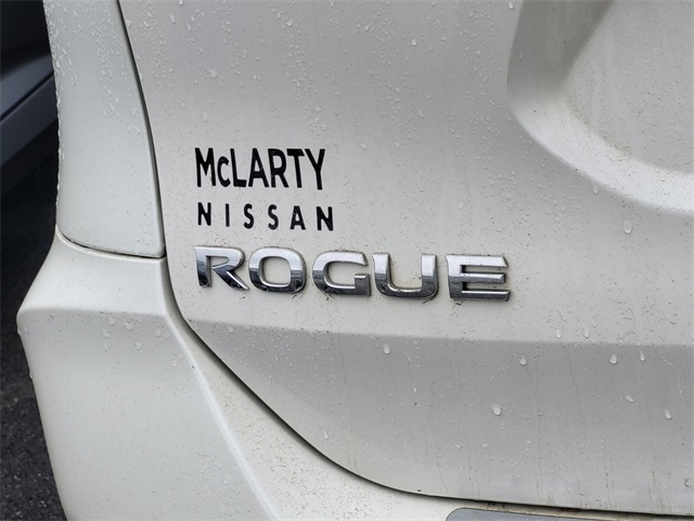2019 Nissan Rogue SL photo 6