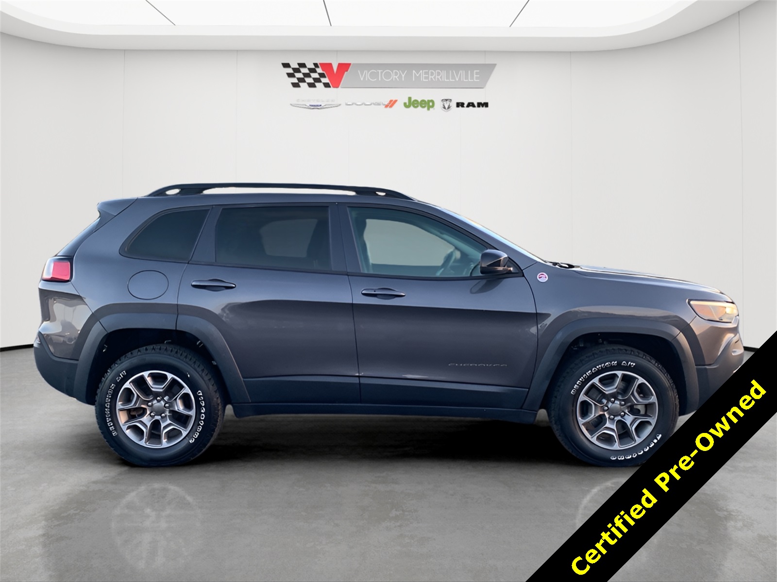 2022 Jeep Cherokee Trailhawk photo 5