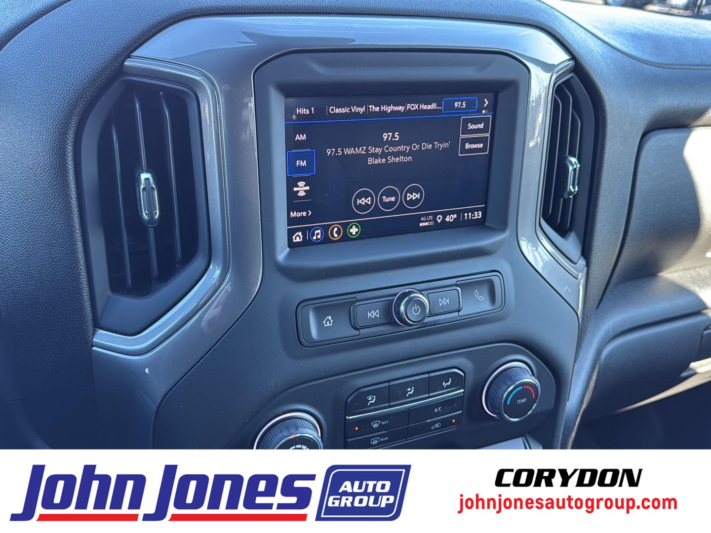 2026 Chevrolet Silverado Base's photo